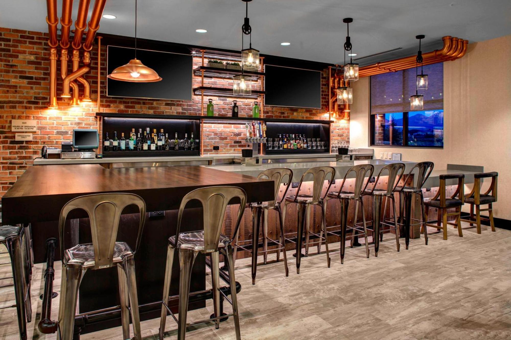 Springhill By Marriott Hotel 3*